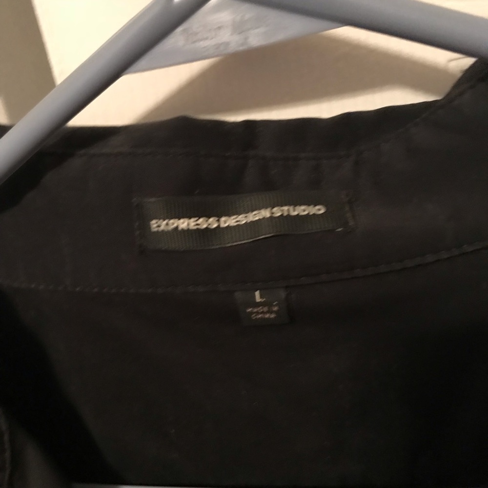 button up - Picture 2 of 2